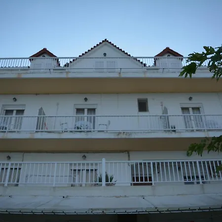 Fiore Πανσιόν Ακρωτήρι