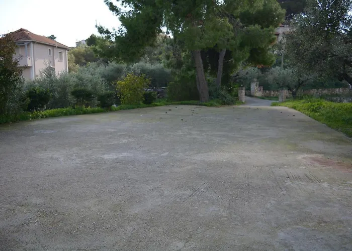 Fiore Πανσιόν